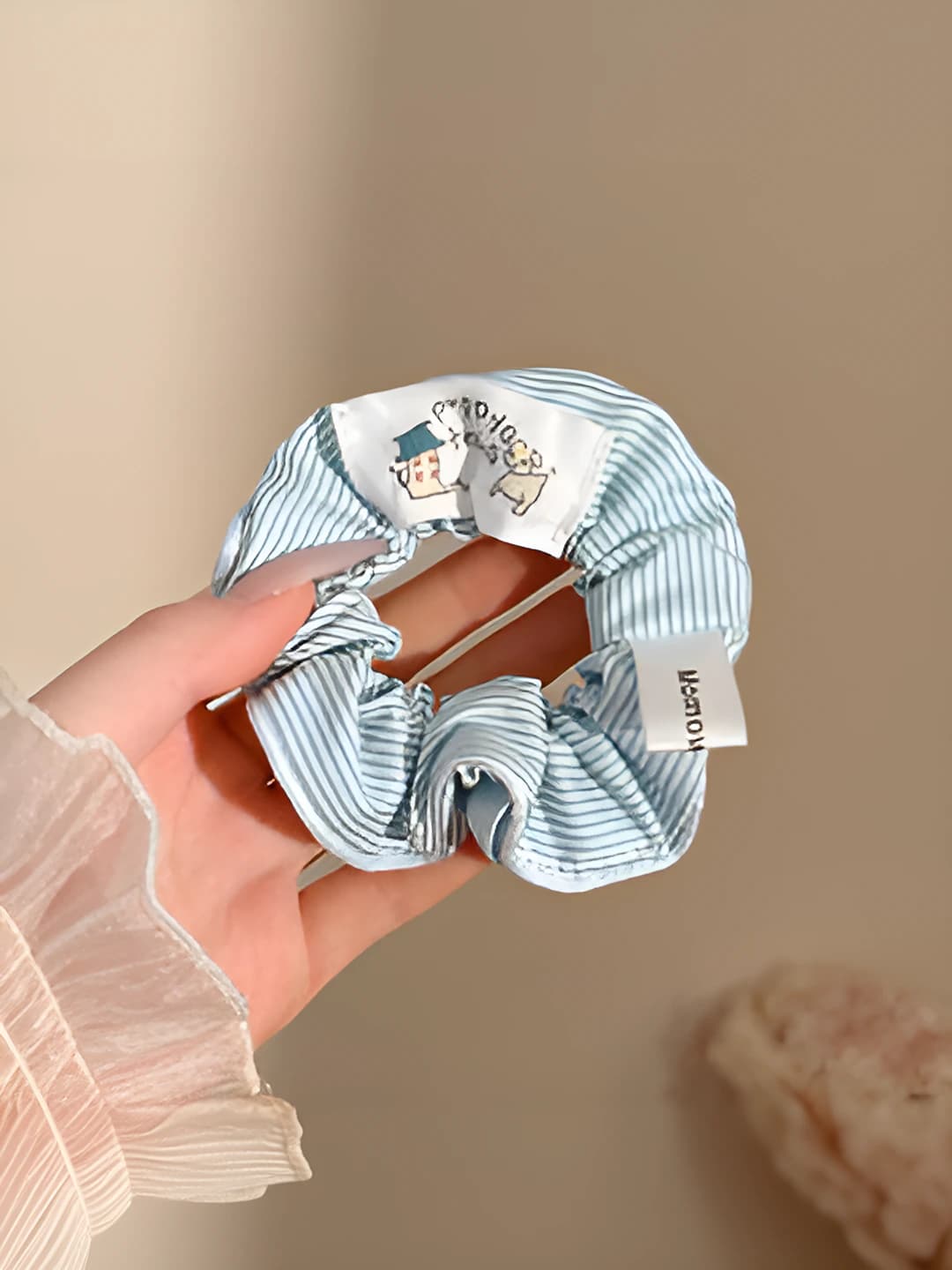4# Small dog striped large scrunchie - 10 cm