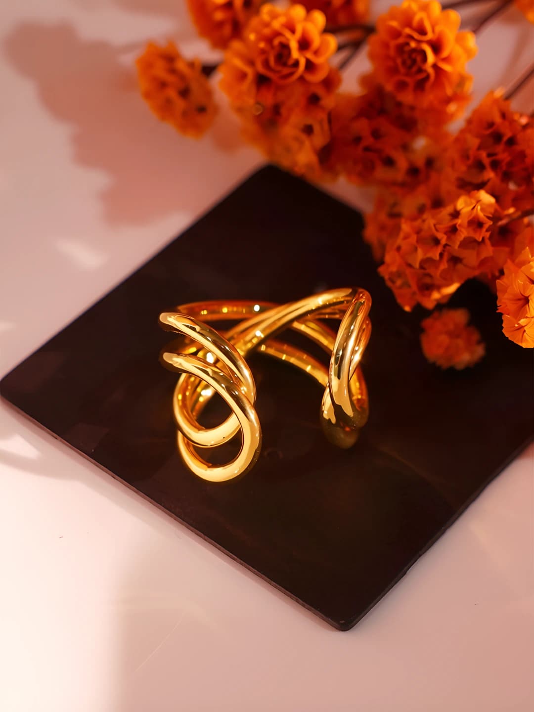 Double open ring, gold