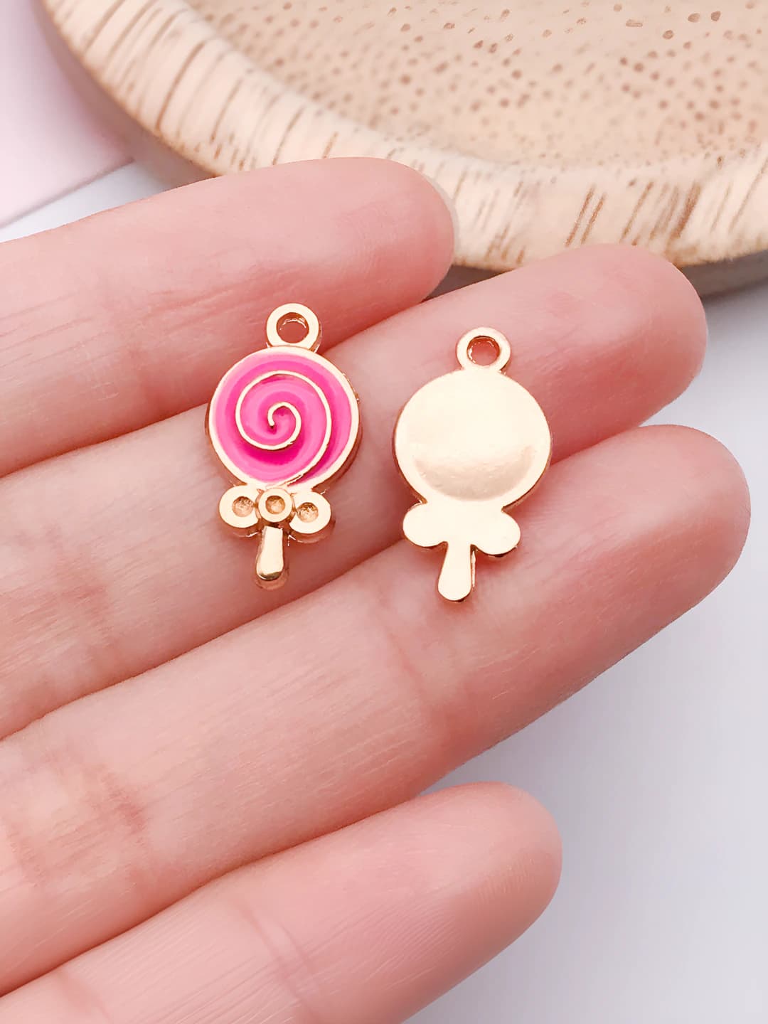 1 rose red round candy lollipop 10x18mm-0.9g-17571
