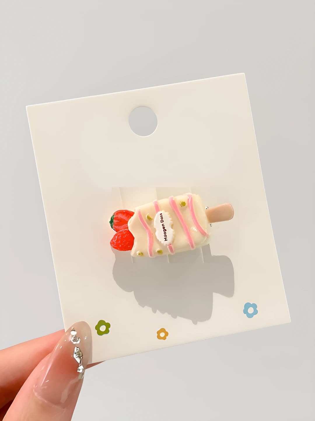 Ice cream [off-white] clip 2 cm ice cream ~3.2 cm