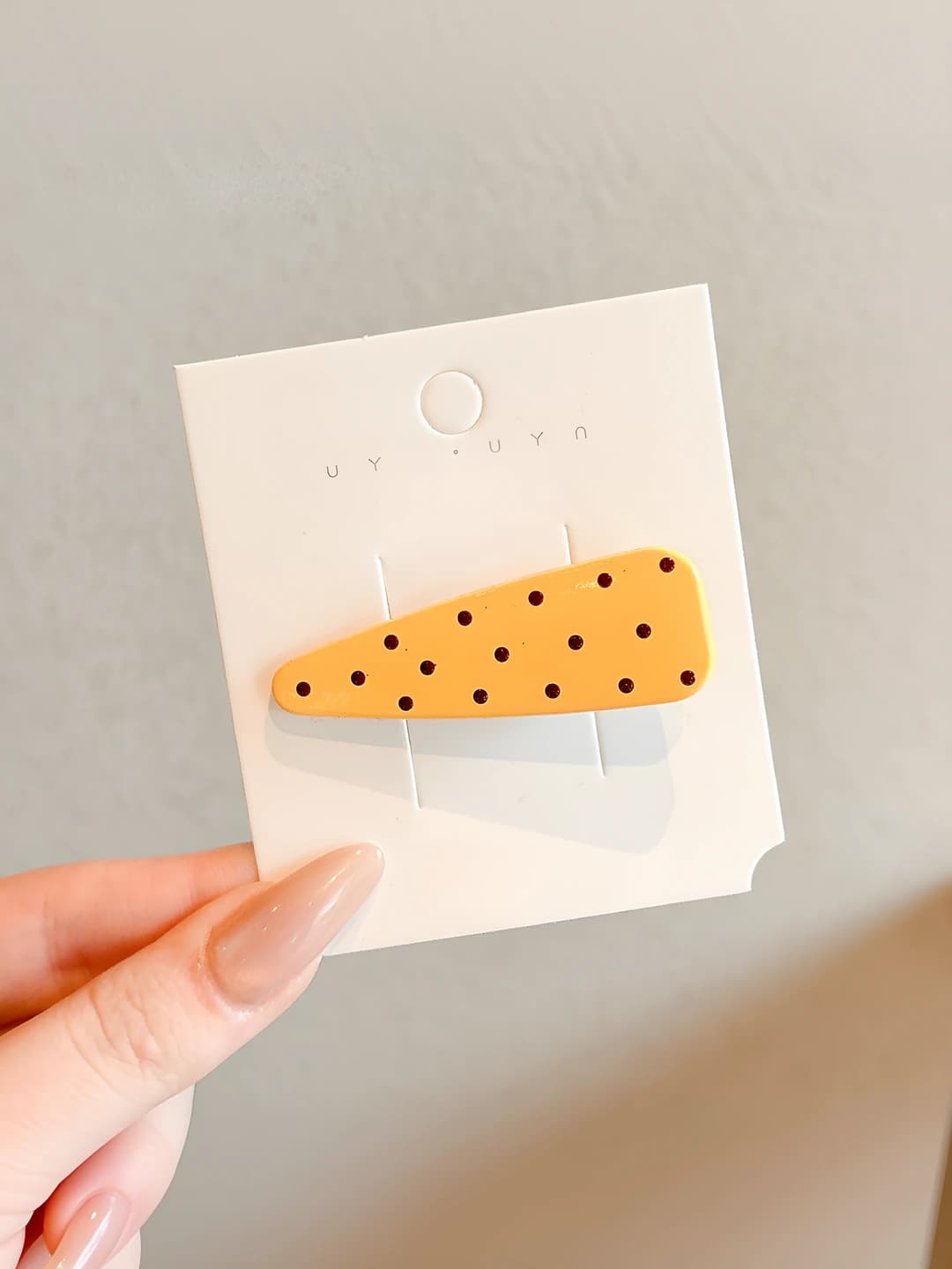 1# Yellow polka dot clip ~5.7cm