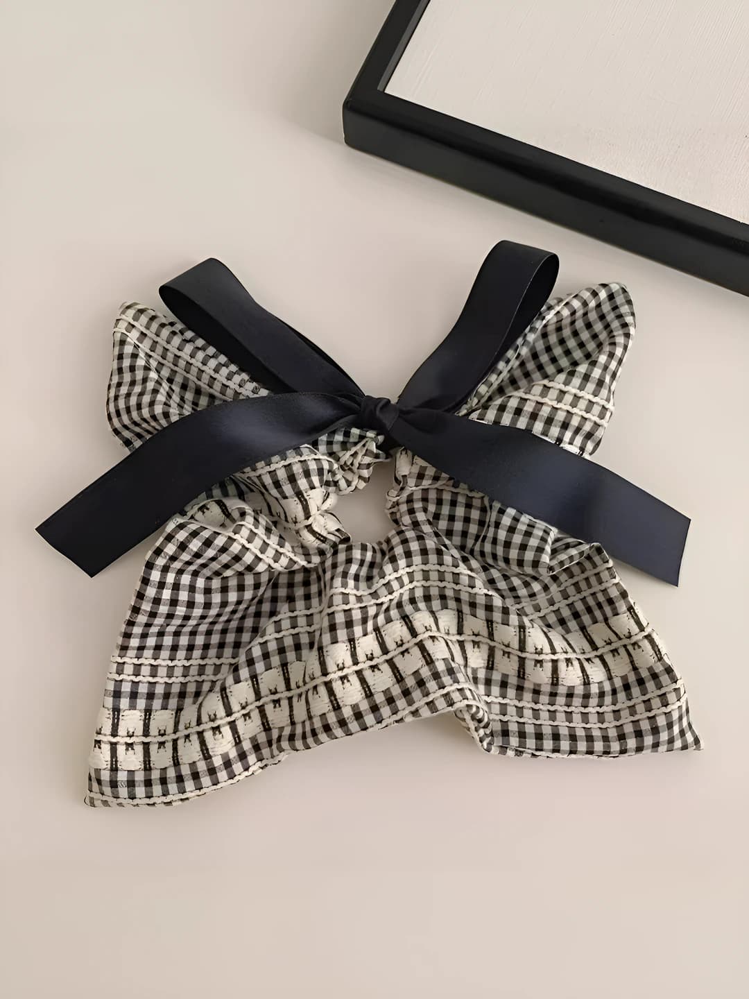 15# Black & white plaid bow 20cm