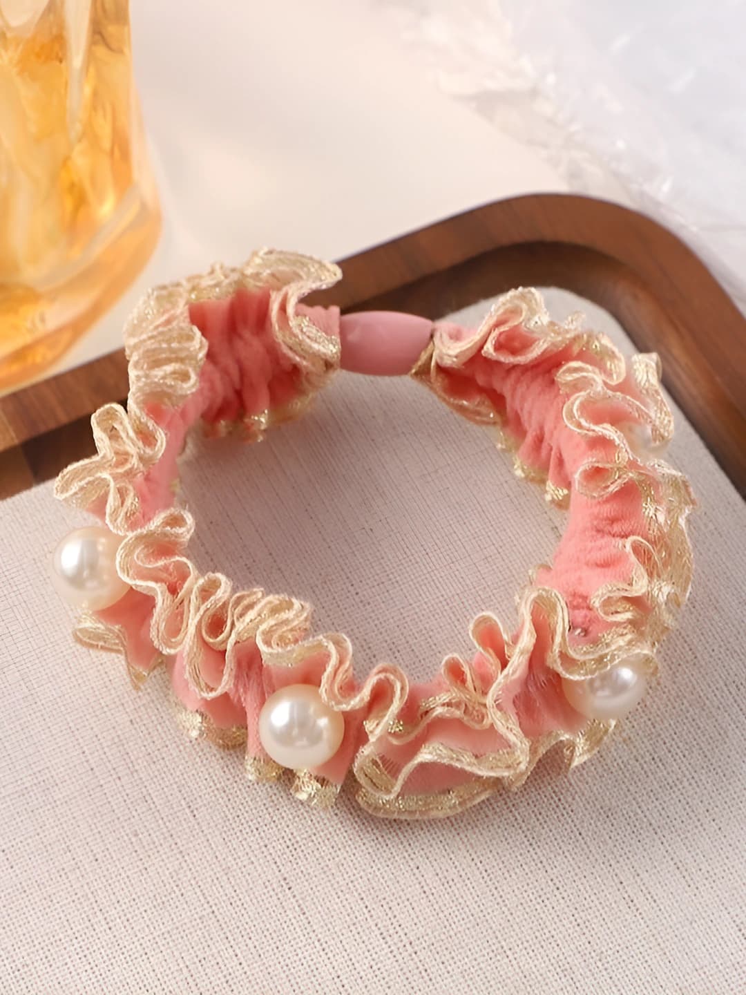 Pushti, oltin chet, 7cm, mato