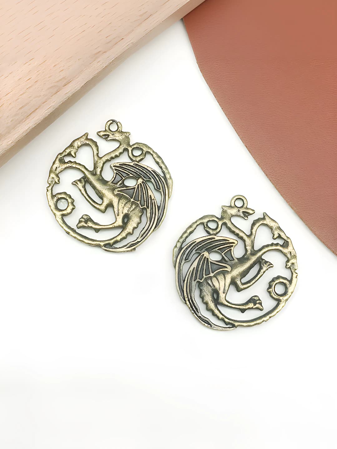 1 dona qadimiy moviy 33x36mm-6g