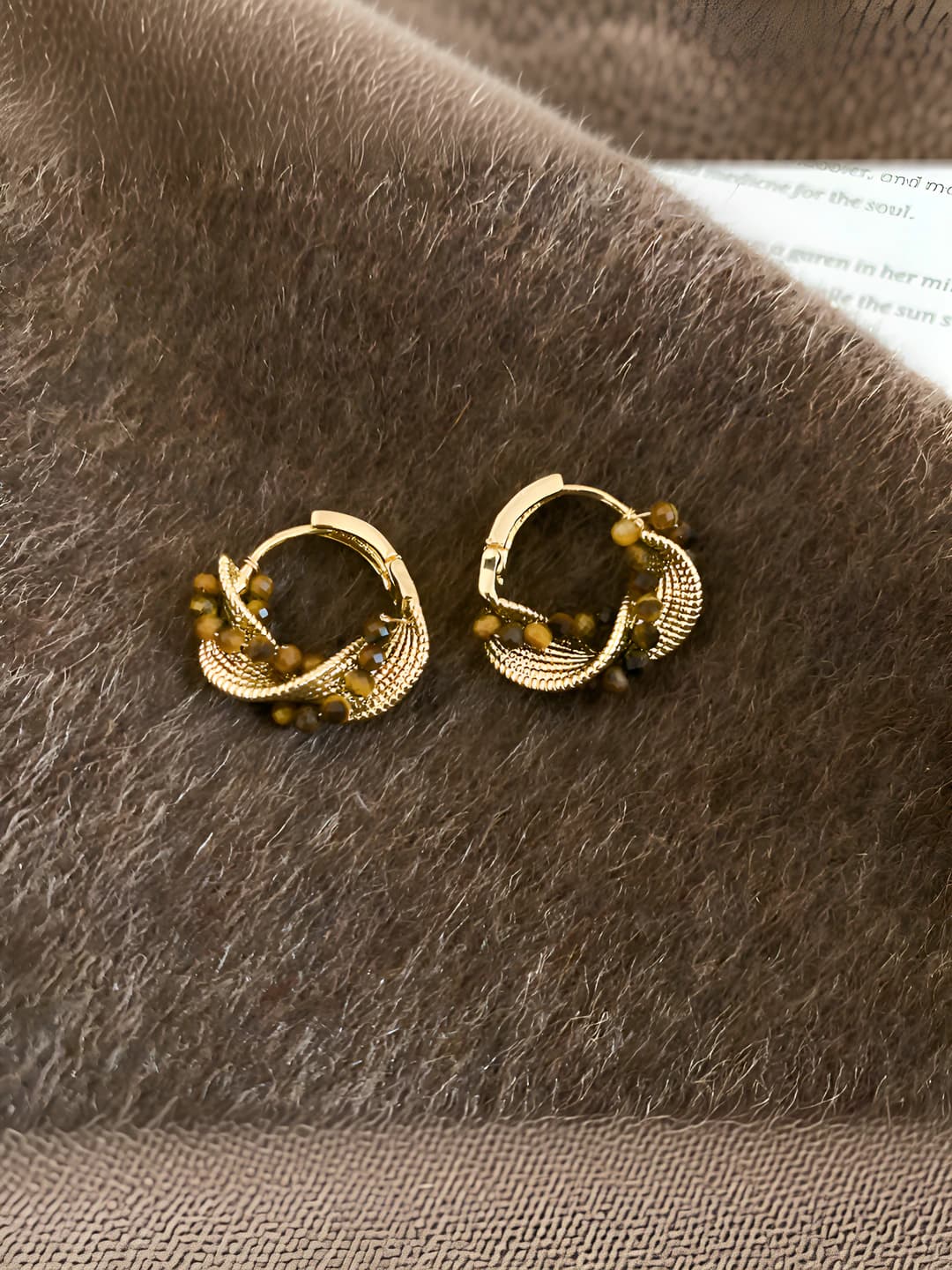 Gold, coffee