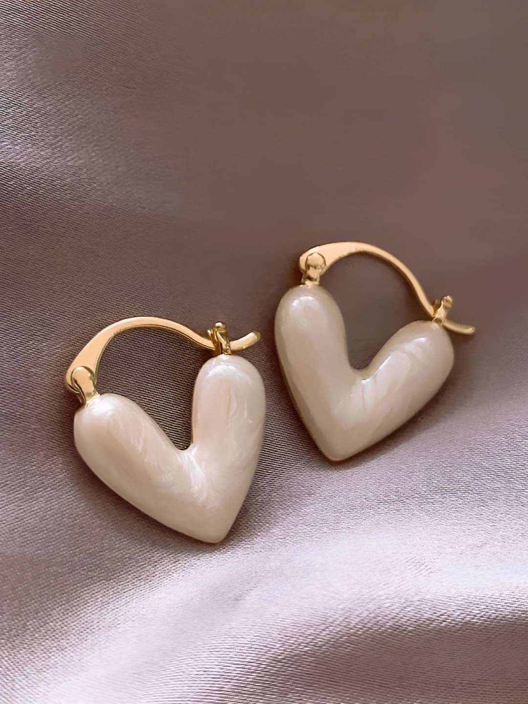 Women's heart-shaped hoop earrings in Korean style, blue, copper, 2026