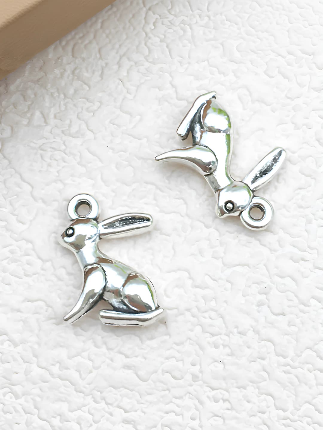 Заяц Пасхи 10x14mm