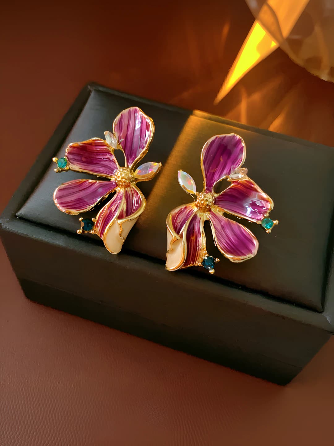 41# Silver pin - Gold - Purple