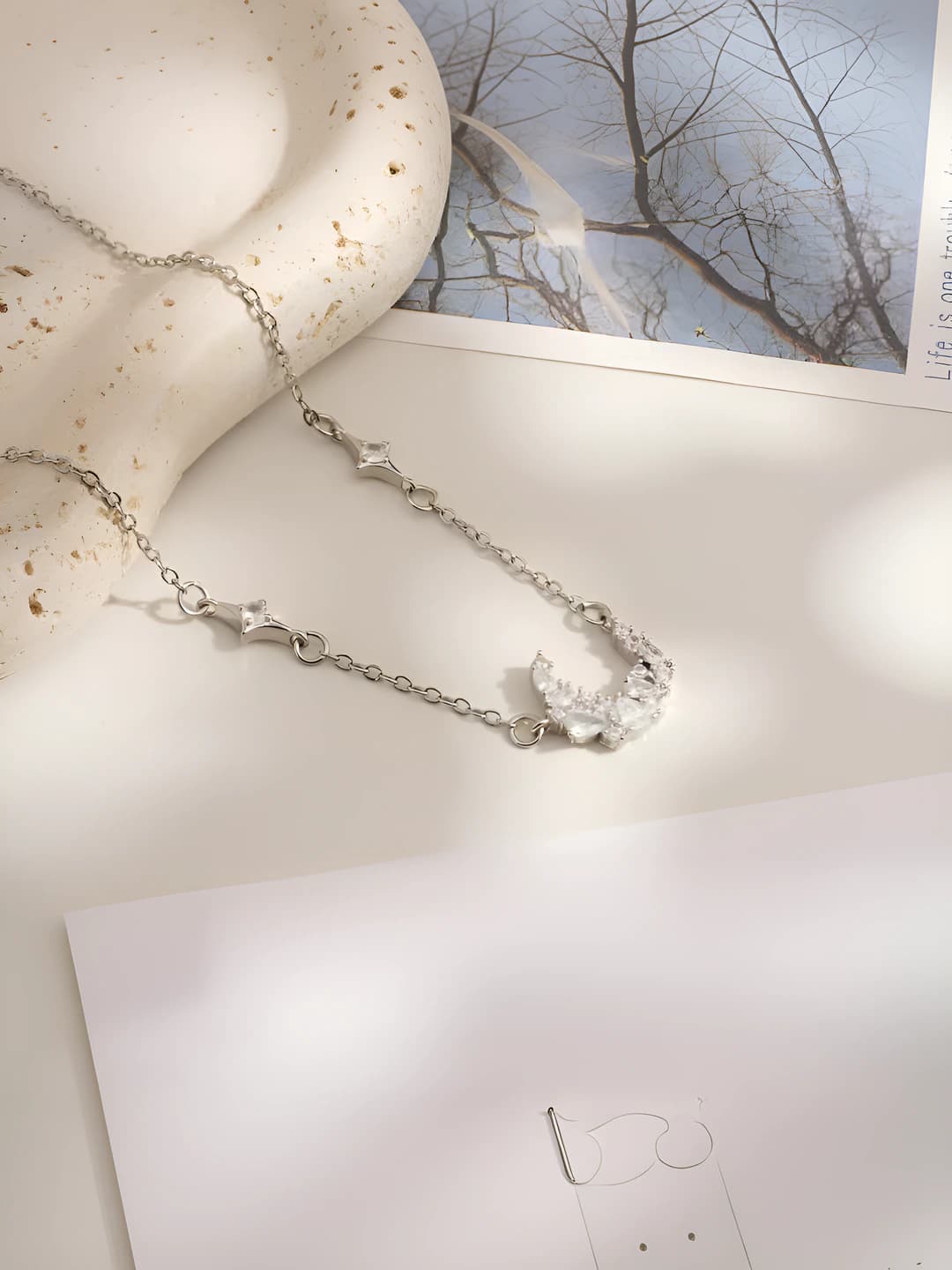 Women's necklace: brass pendant with moon and star, electroplated, U-shaped, chain, 31-40 cm, casual style