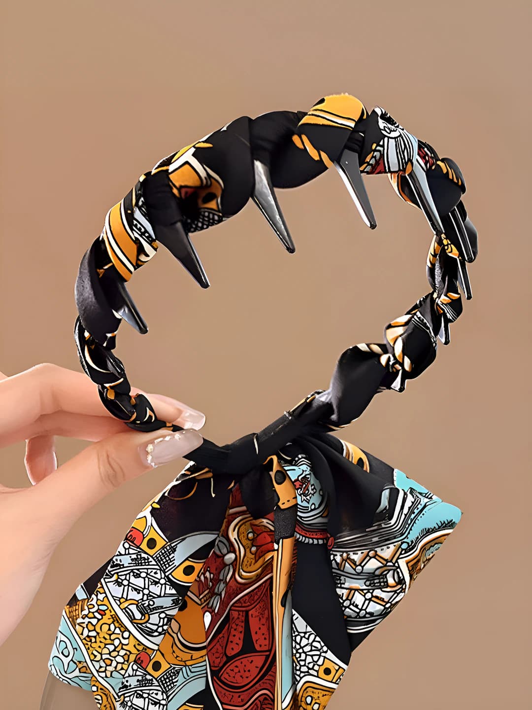 Black toothed headband, 1 pc