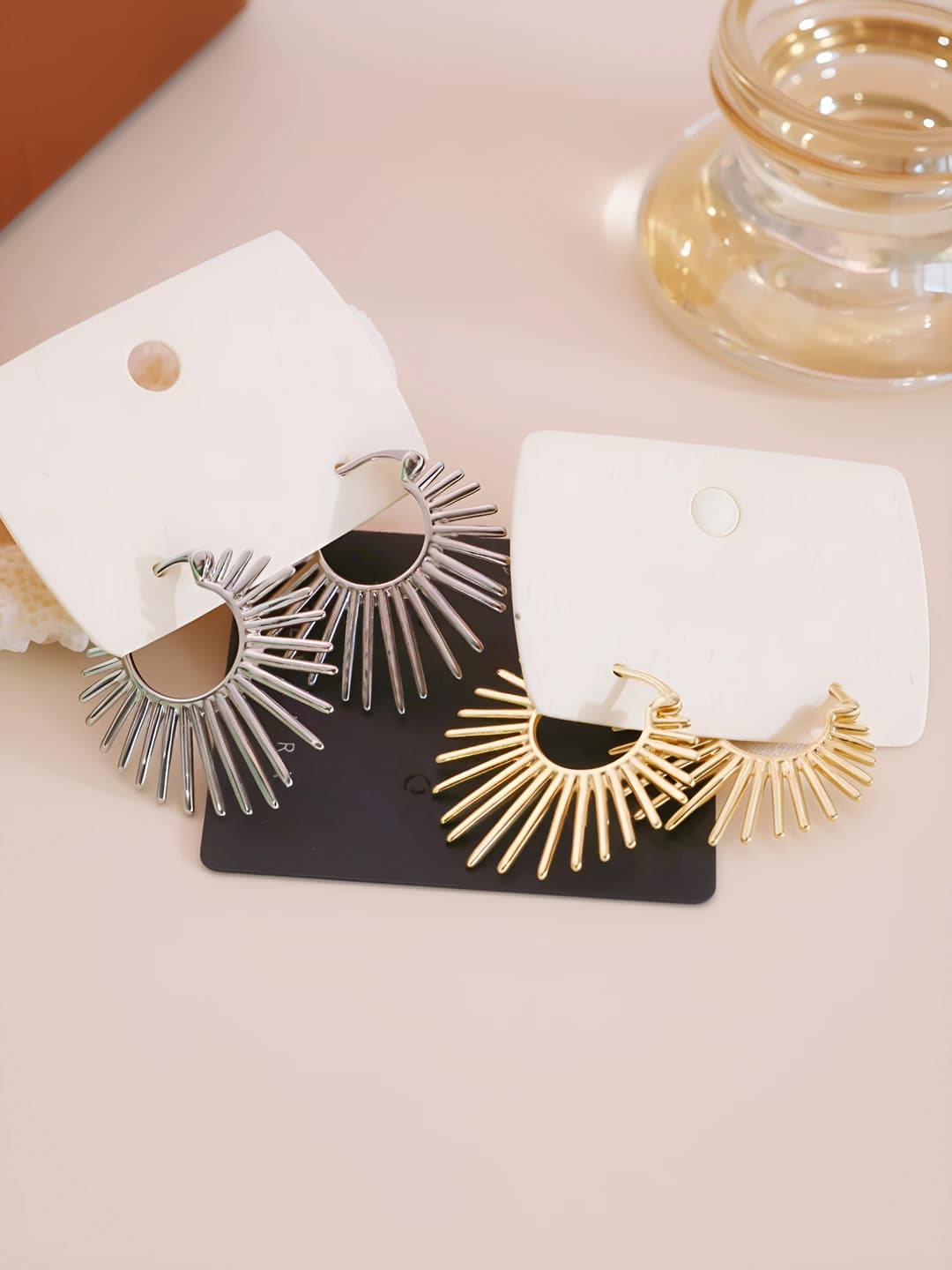 Women's geometric retro style metal earrings