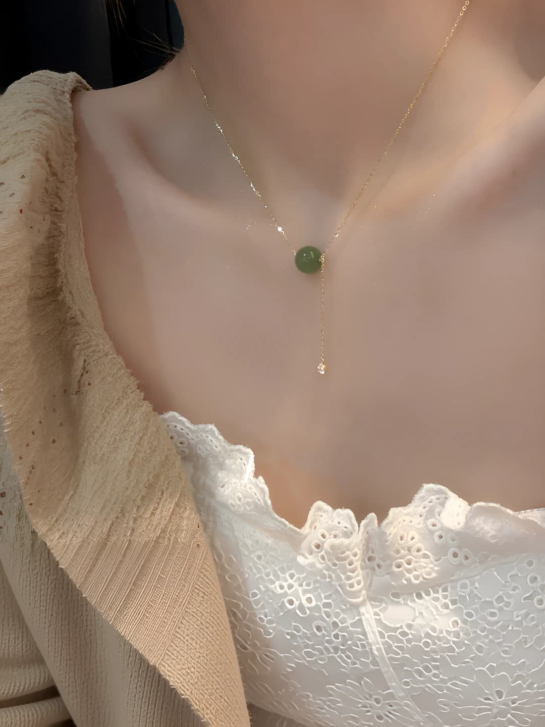 Зелёный одиночный камень