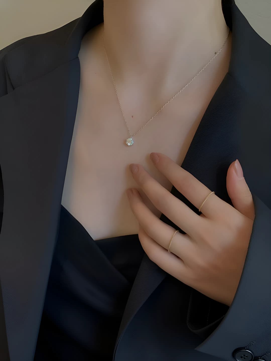 Women's pendant necklace with zircon, 6-prong, simple style, geometric design element, 41-50 cm