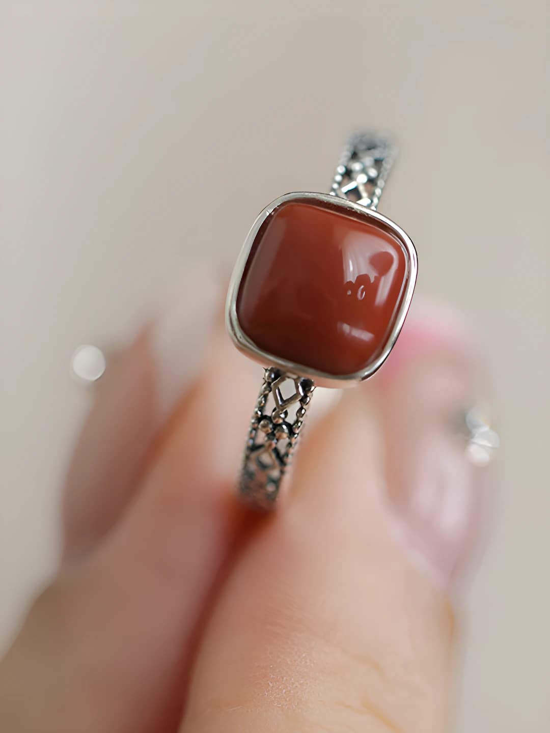 Women's retro style Chinese palace light luxury hollowed antique look copper ring