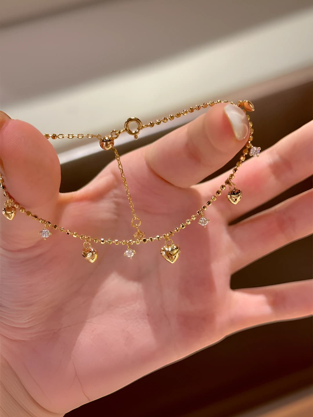 Women's bracelet: heart shape, tassels and rhinestones, ins style