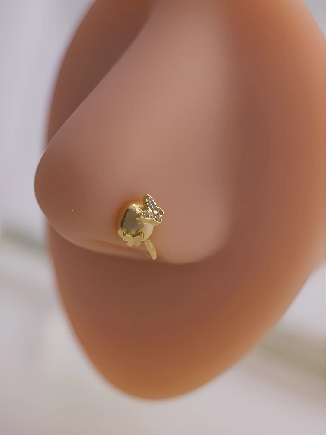 Geometric butterfly U-nose clip (1 pc)