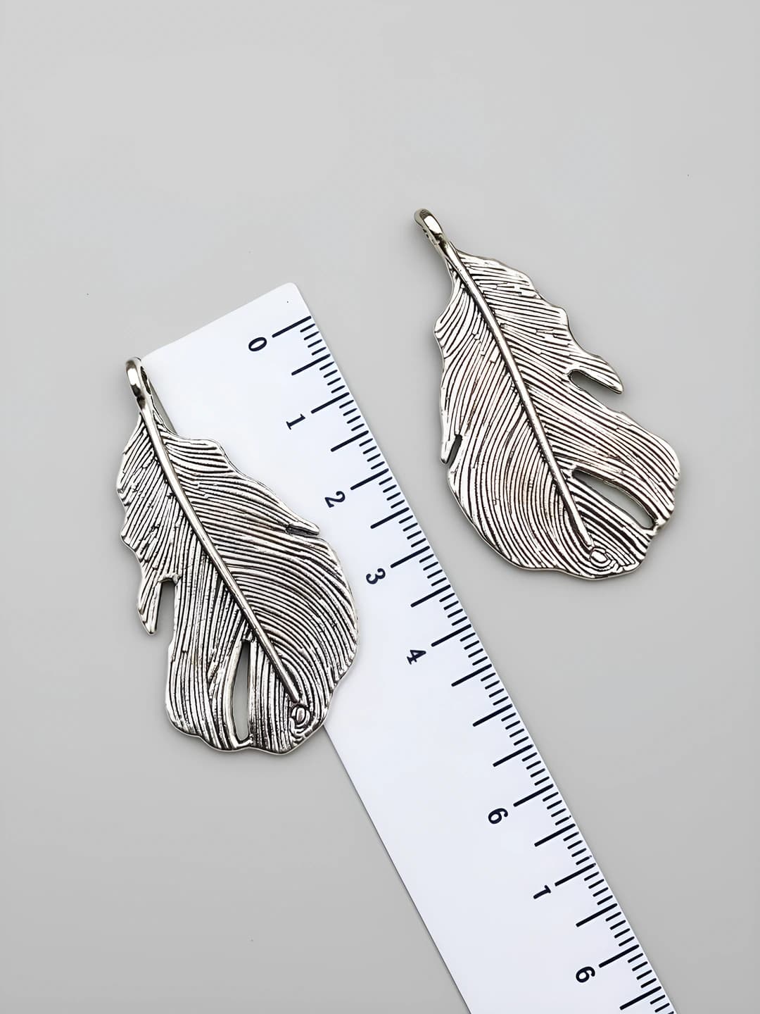 1 ta katta paxna 28×48mm-5.2g-B196