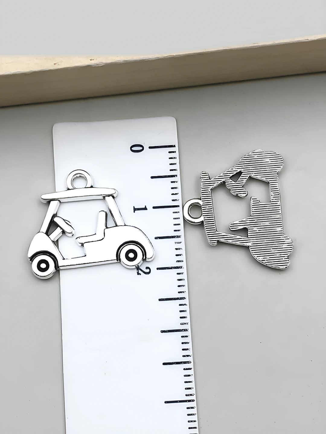 Golf car 17x20mm-1.25g-22912