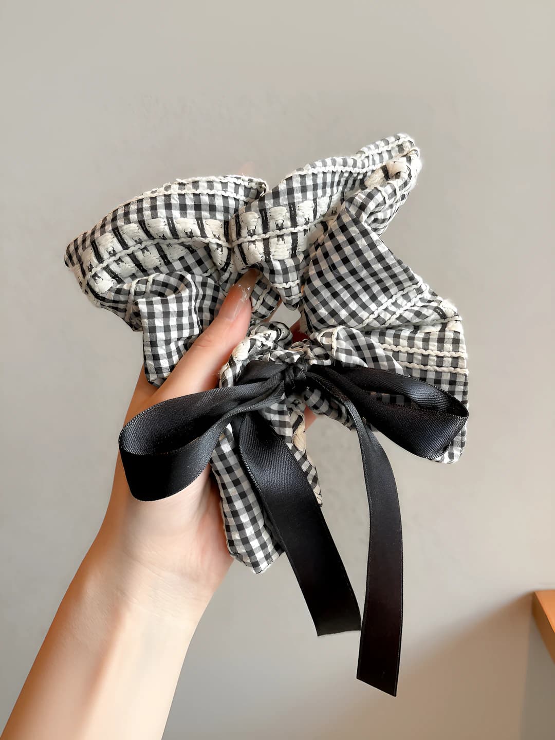 Black plaid small 20 cm