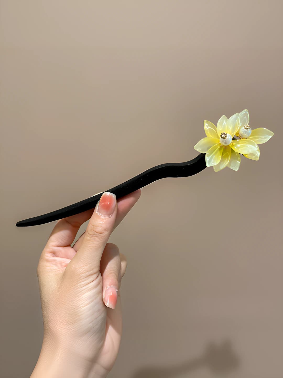 45# Magnolia hairpin