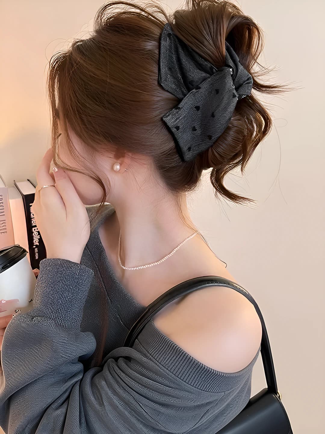 14# Серый сердечко велюр клипс ~13 см