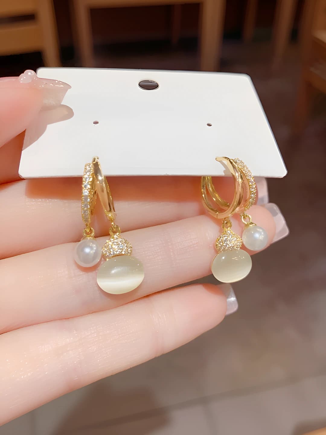 Lucky gourd ear clip 572