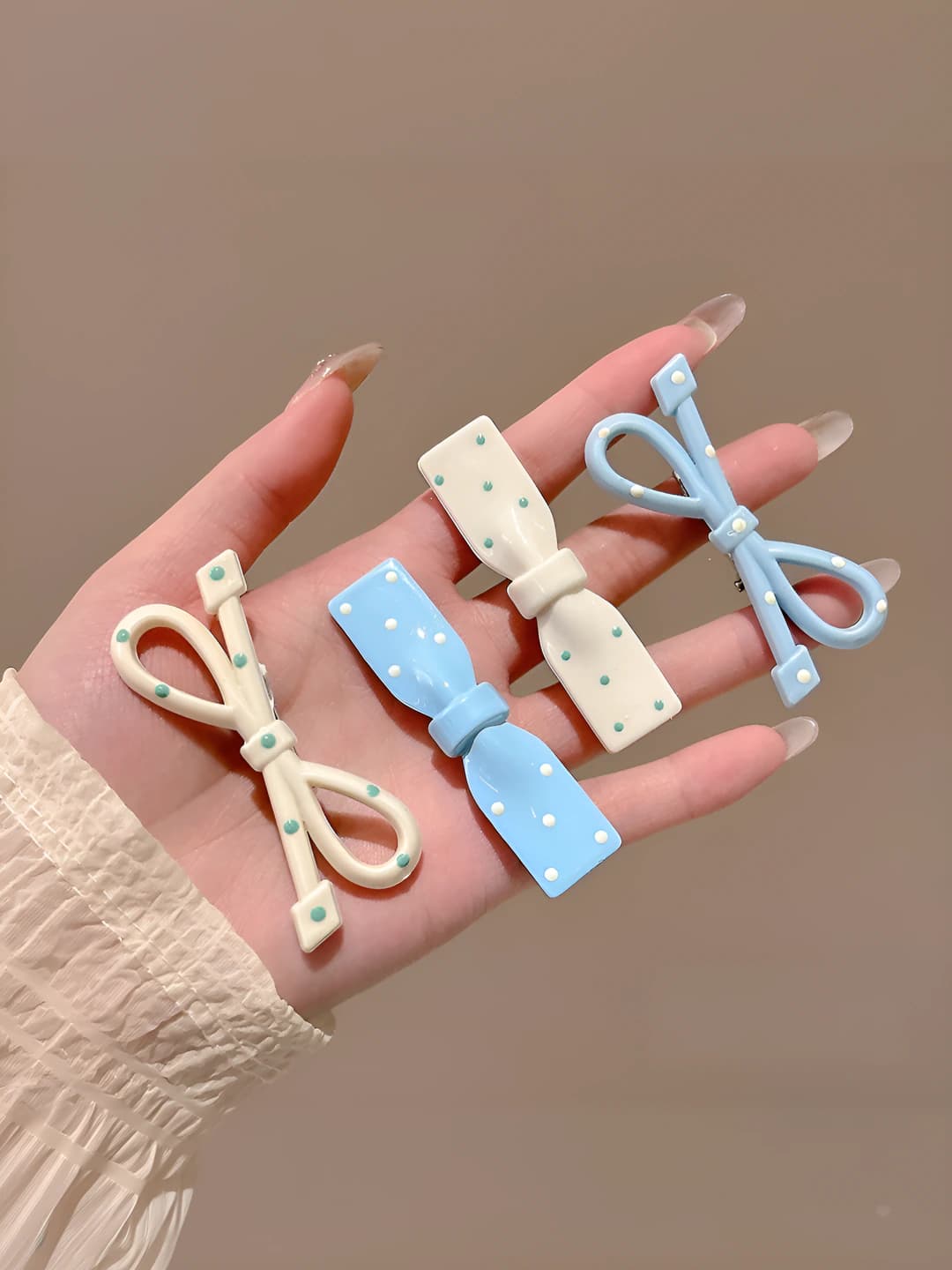 Blue-white, bow, 4 pcs
