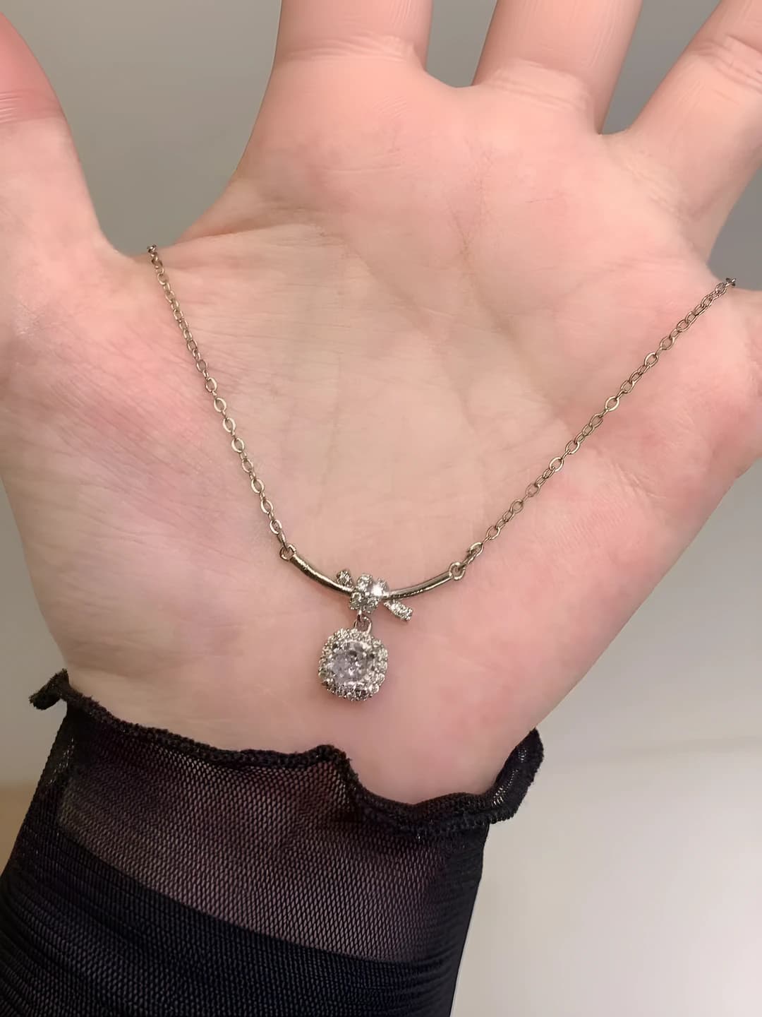 Women's necklace with geometric design, line elements, made of copper, with glossy electroplating, cross chain, length 41-50 cm, standard weight, for daily wear, light luxury style, modern office style