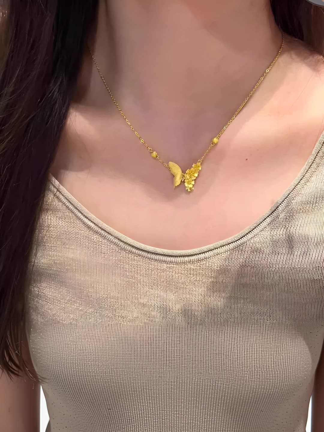 Butterfly flower necklace