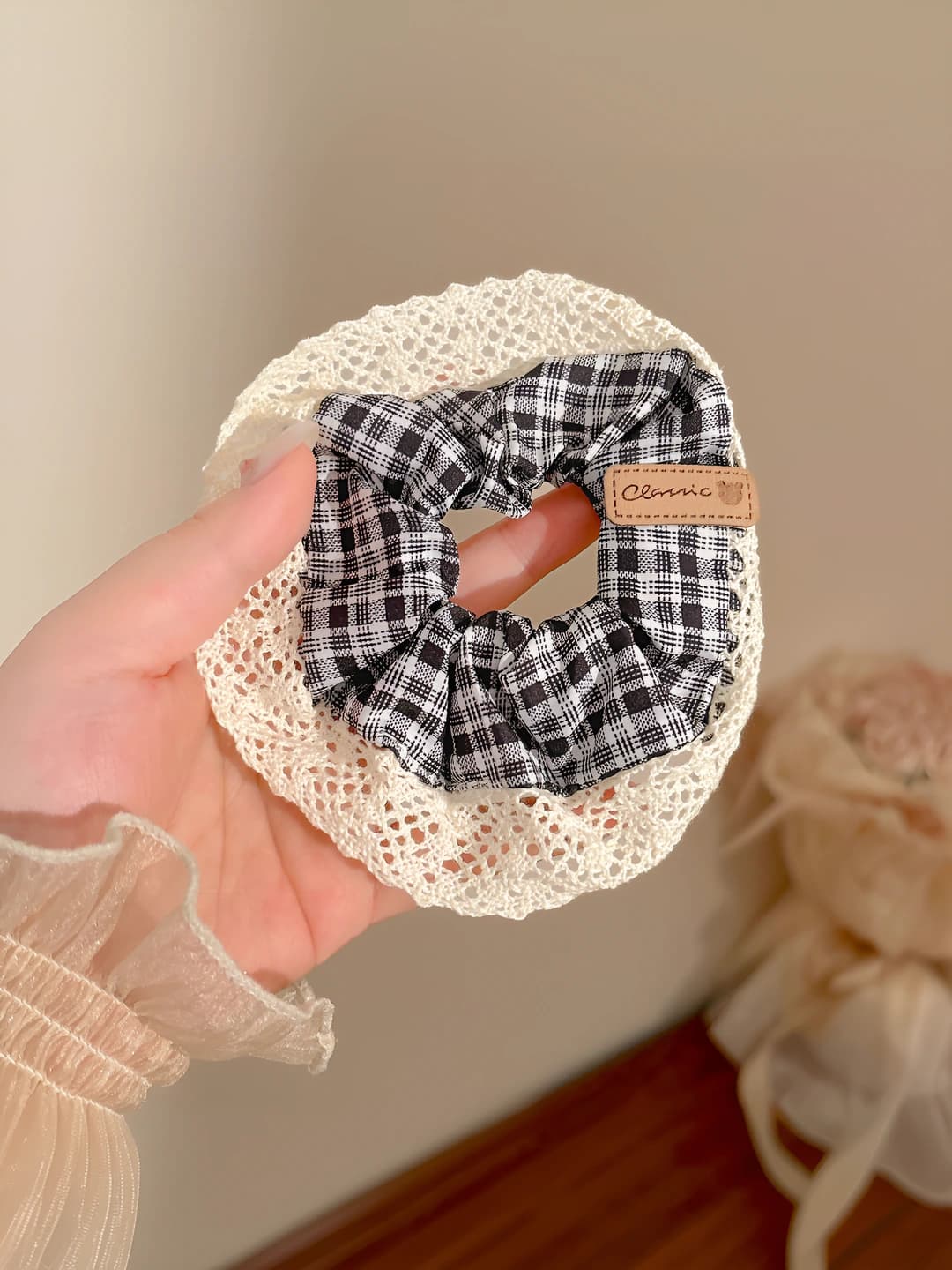 10# Black-white plaid
