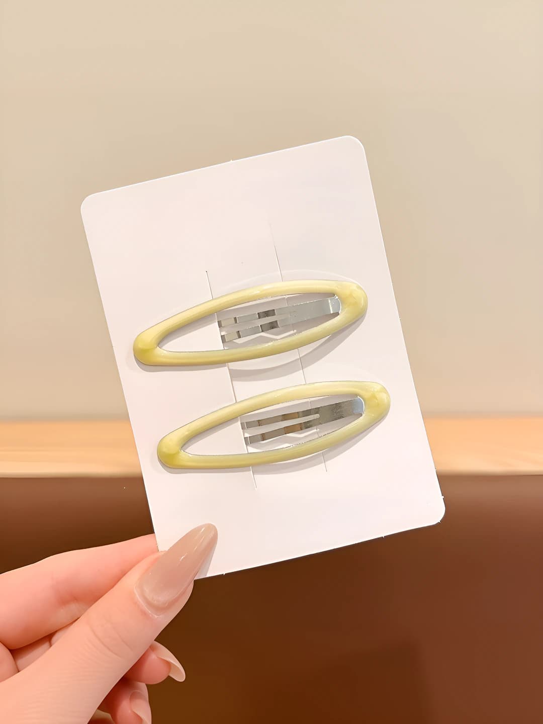 Goose yellow, 6.7 cm