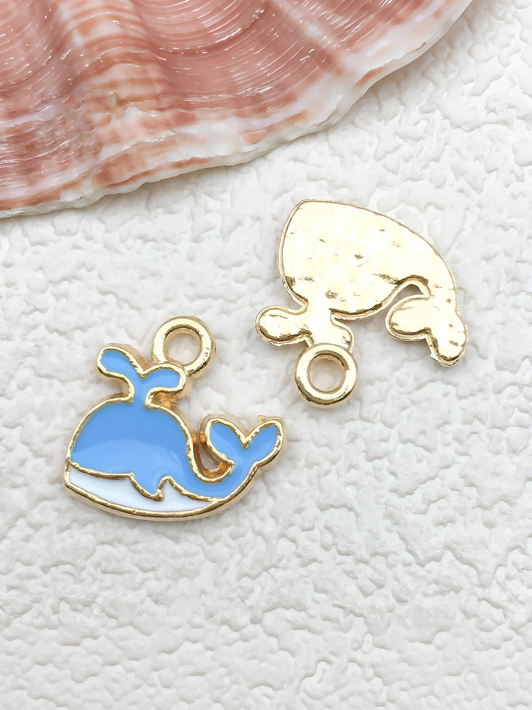 1 pc whale 14x13mm