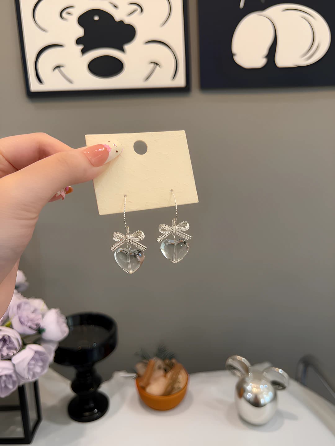 Ear hook - Silver - White