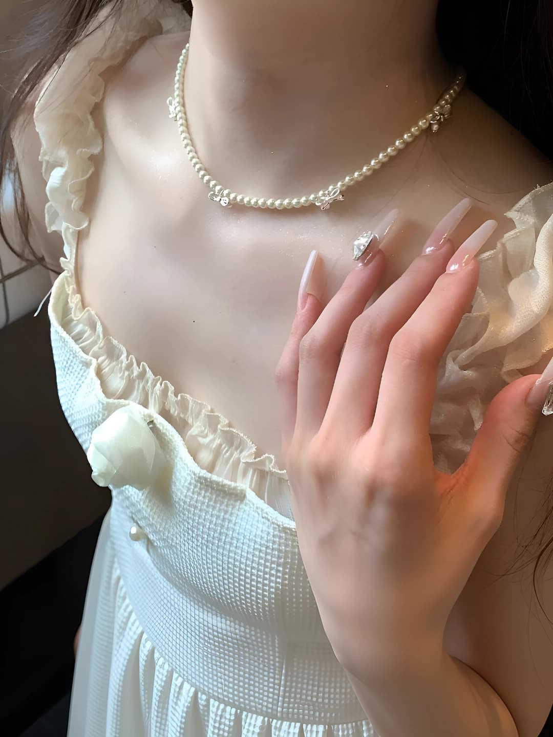 White - Five bows