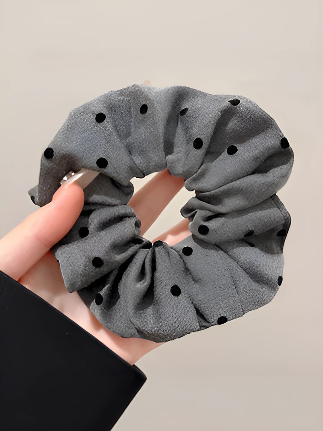 Grey polka dot, 12 cm