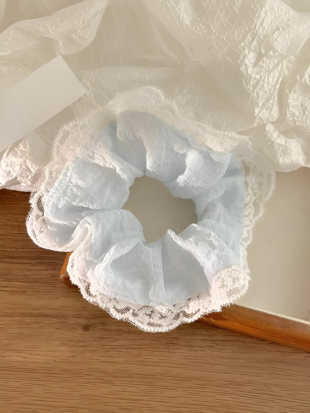 Blue lace scrunchie 10 cm