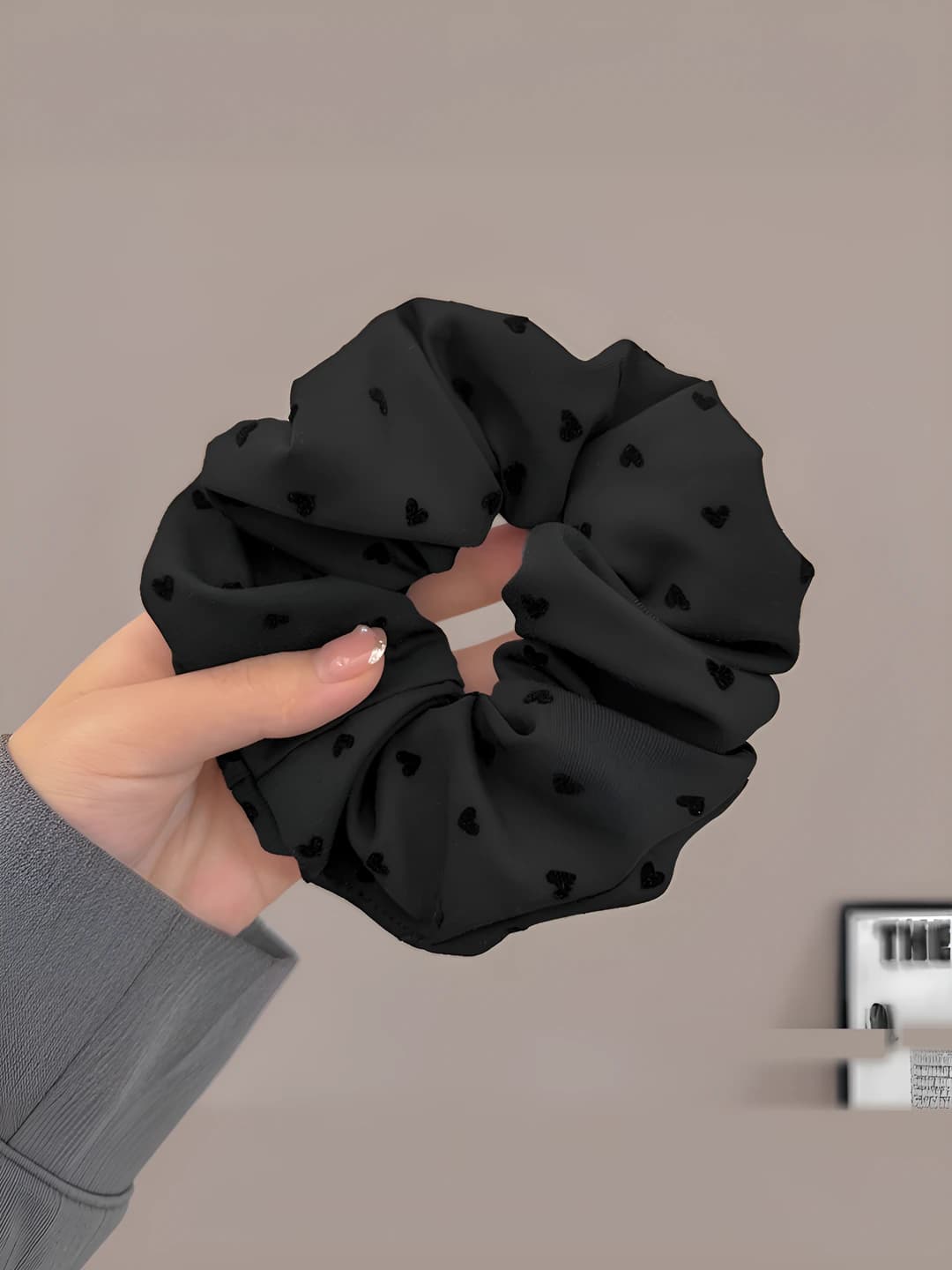 6# Heart black 9 cm