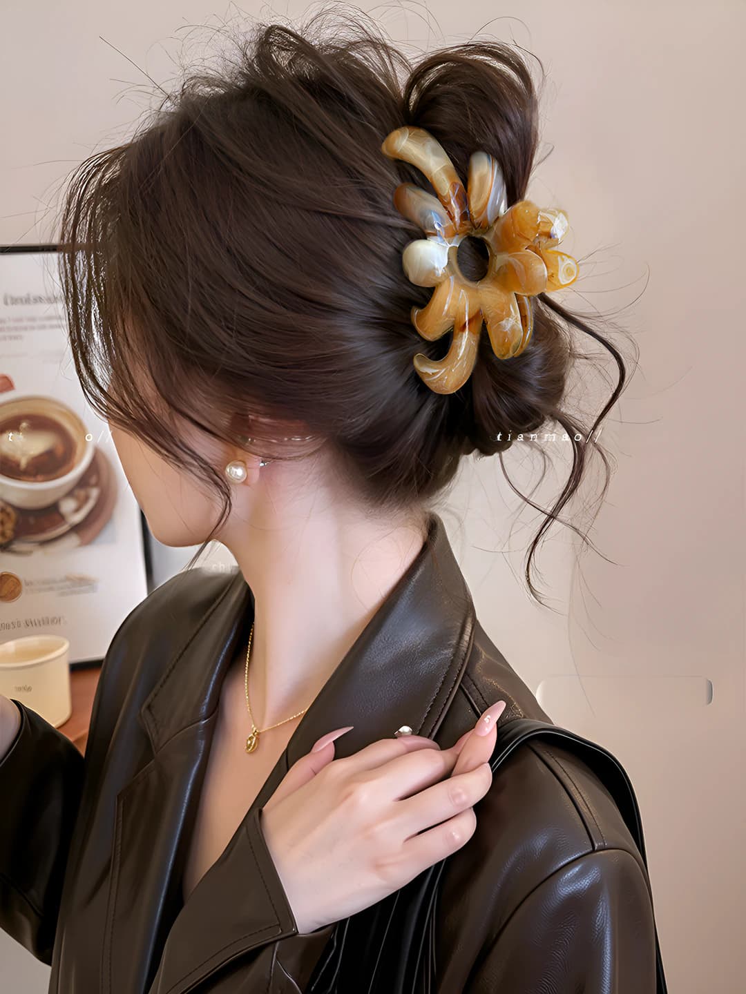 Coffee floral petal clip ~9 cm