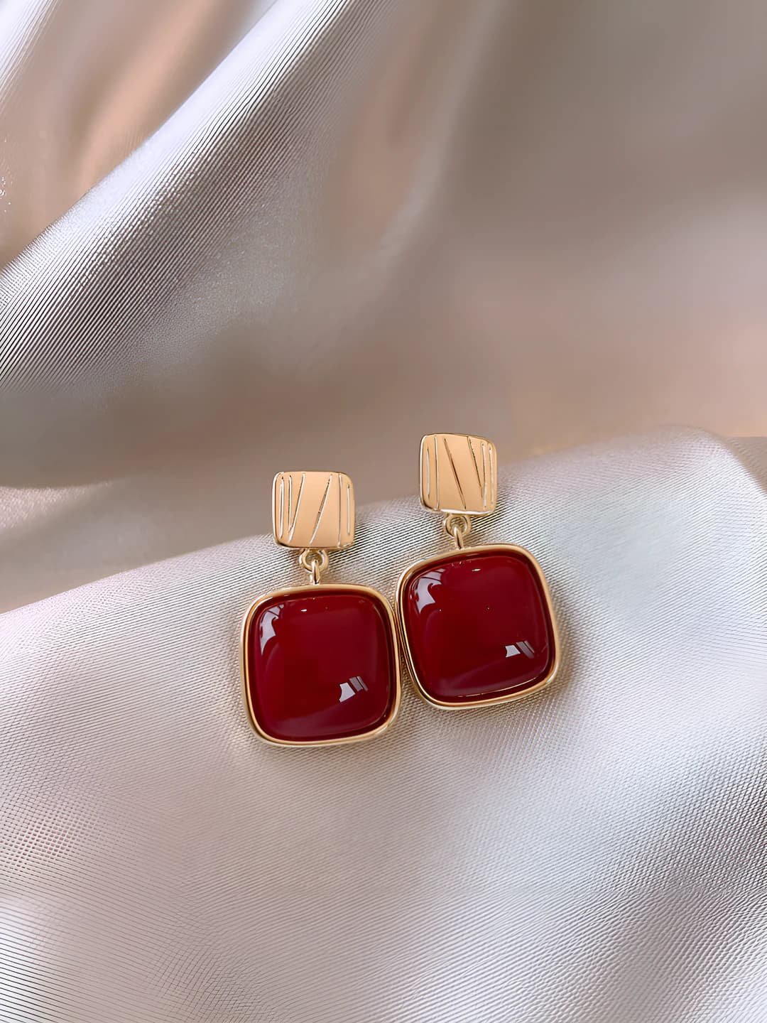 10# Kumush tirqish - Oltin - Bordo
