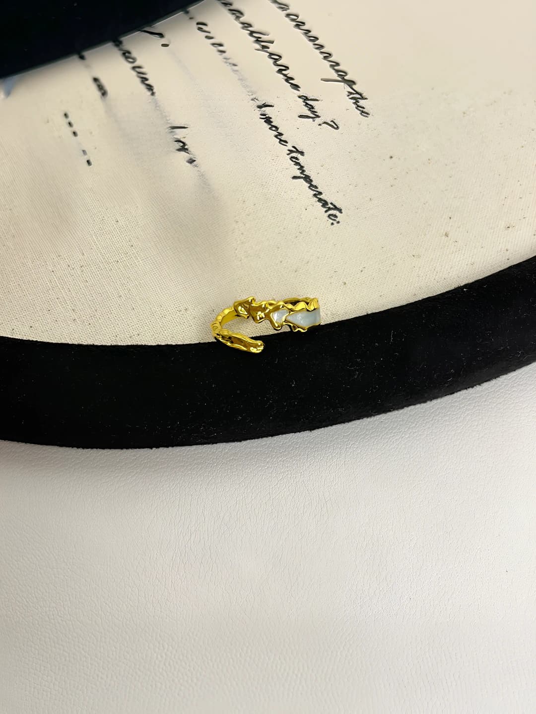 J7089