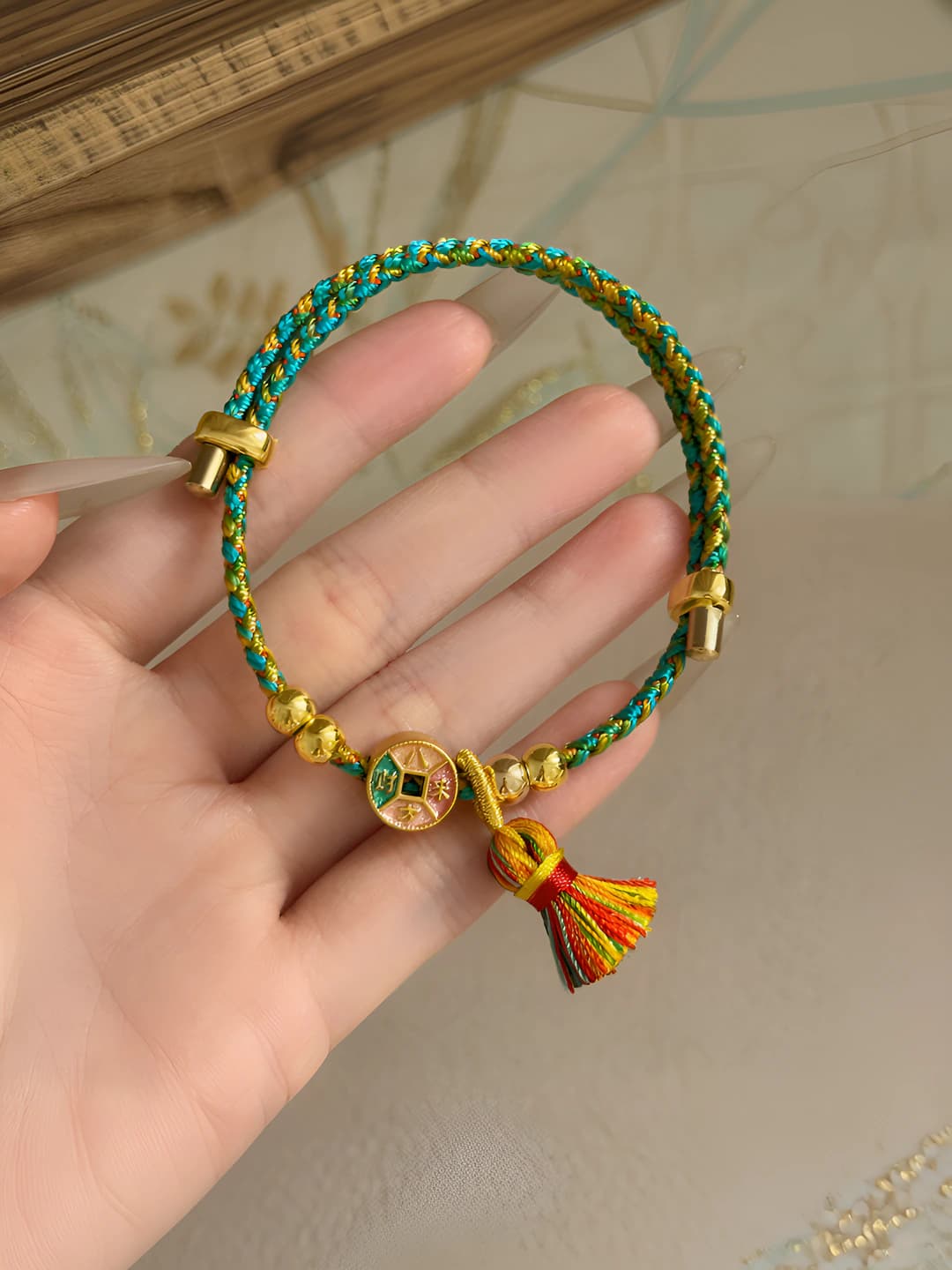 Zanjir - rang-barang - Barcha tomonlardan boylik