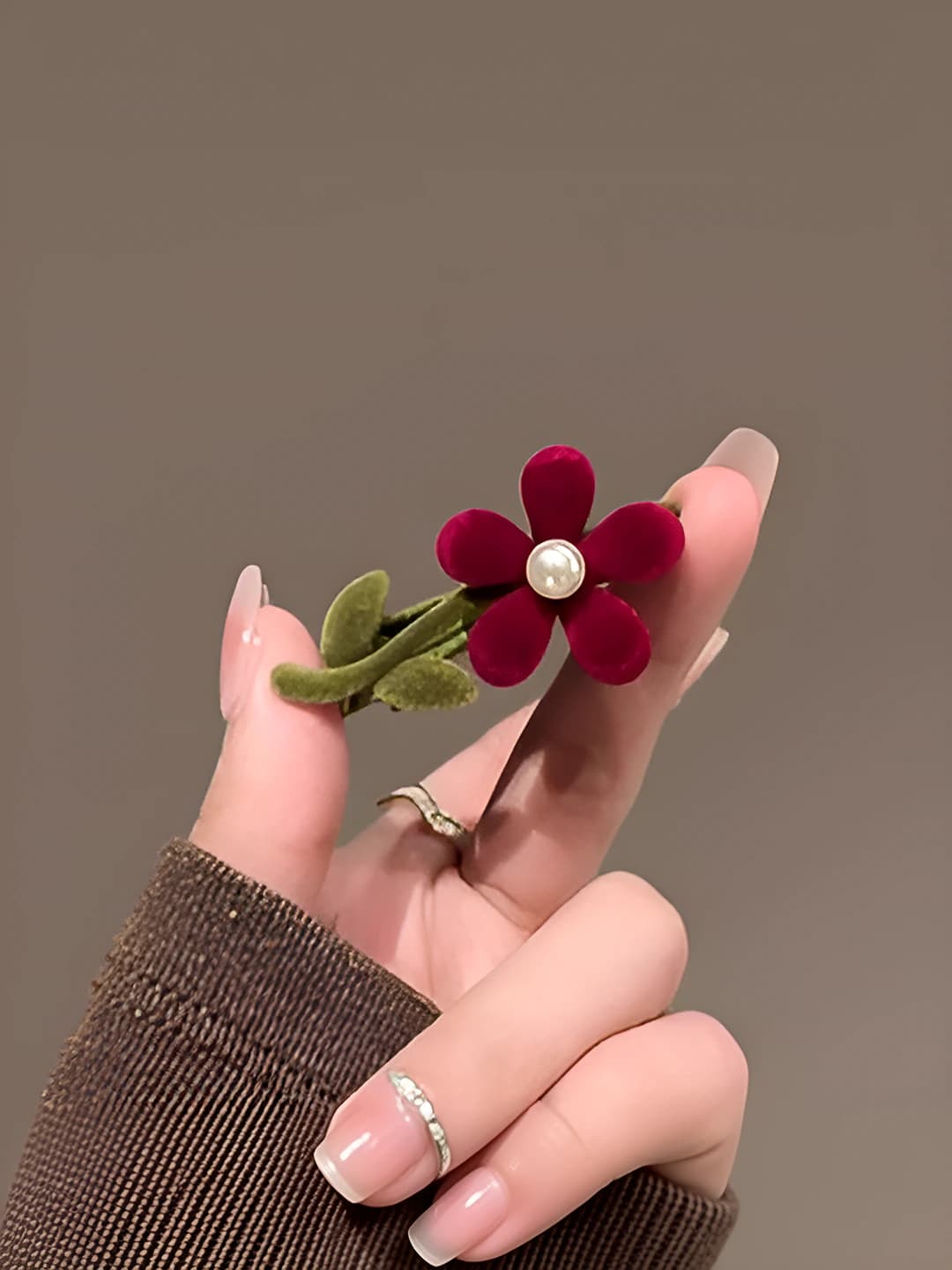 Маленькие красные цветы, 5.2 см