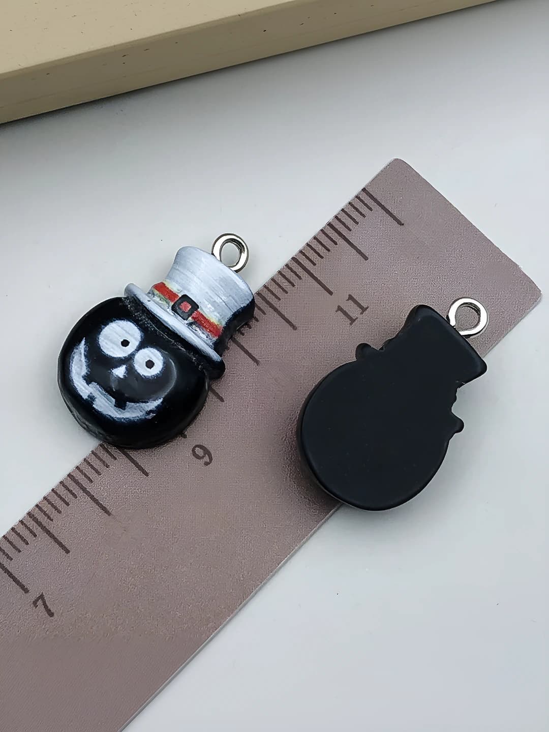 1 pc resin black halloween ghost 14x23mm-1.2g-24208