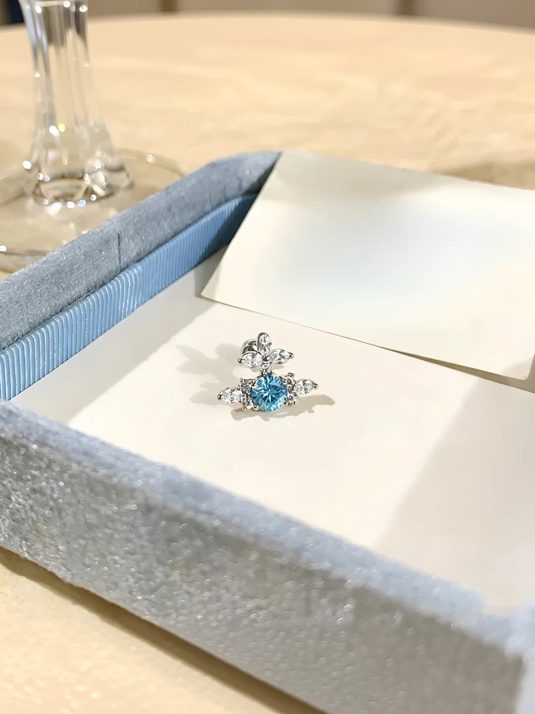 A020303 & White gold & Light sea blue & 0.8*6mm