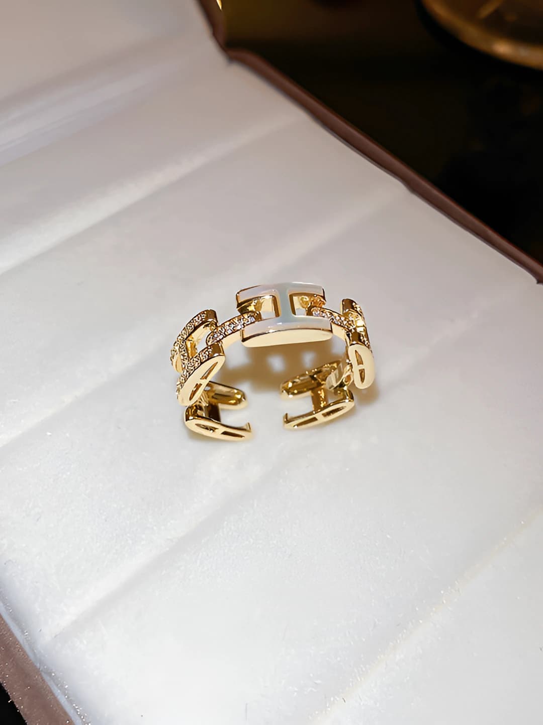 28# Ring - Gold (Gold plated)