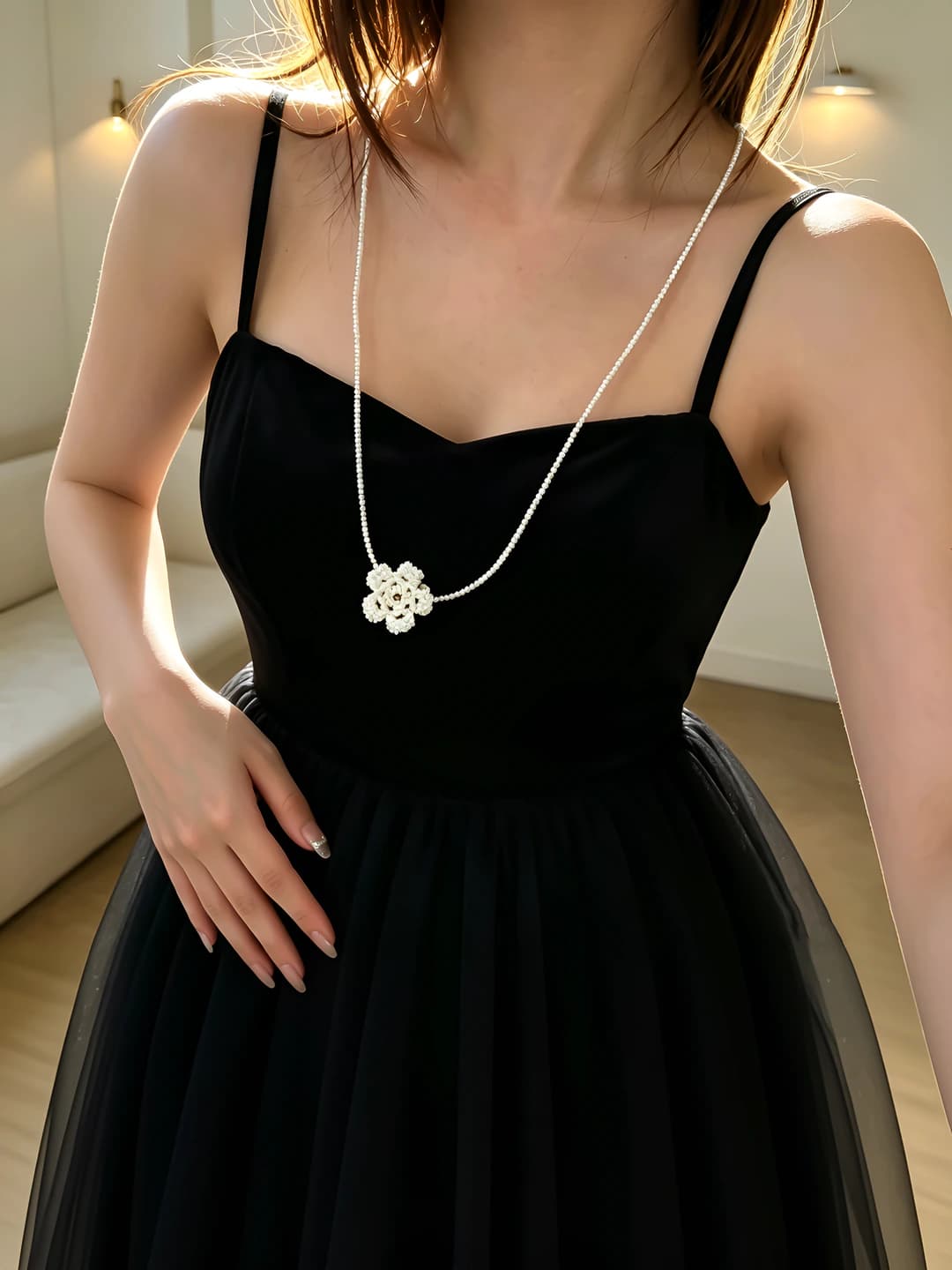 Small pearl flower necklace