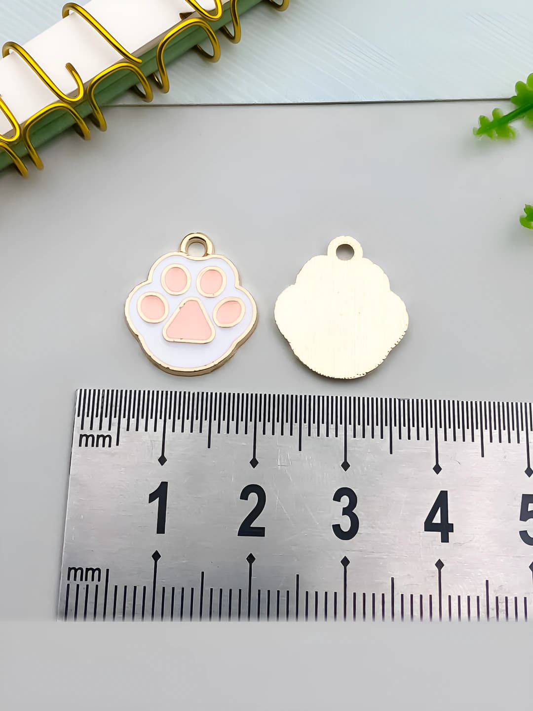 Коготь кошки 17x15mm-1.1g