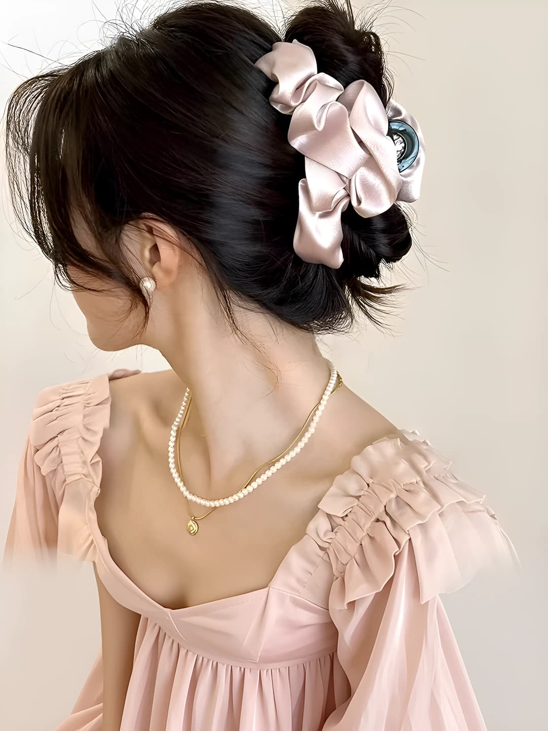 Shiny, lotus pink, ~13 cm