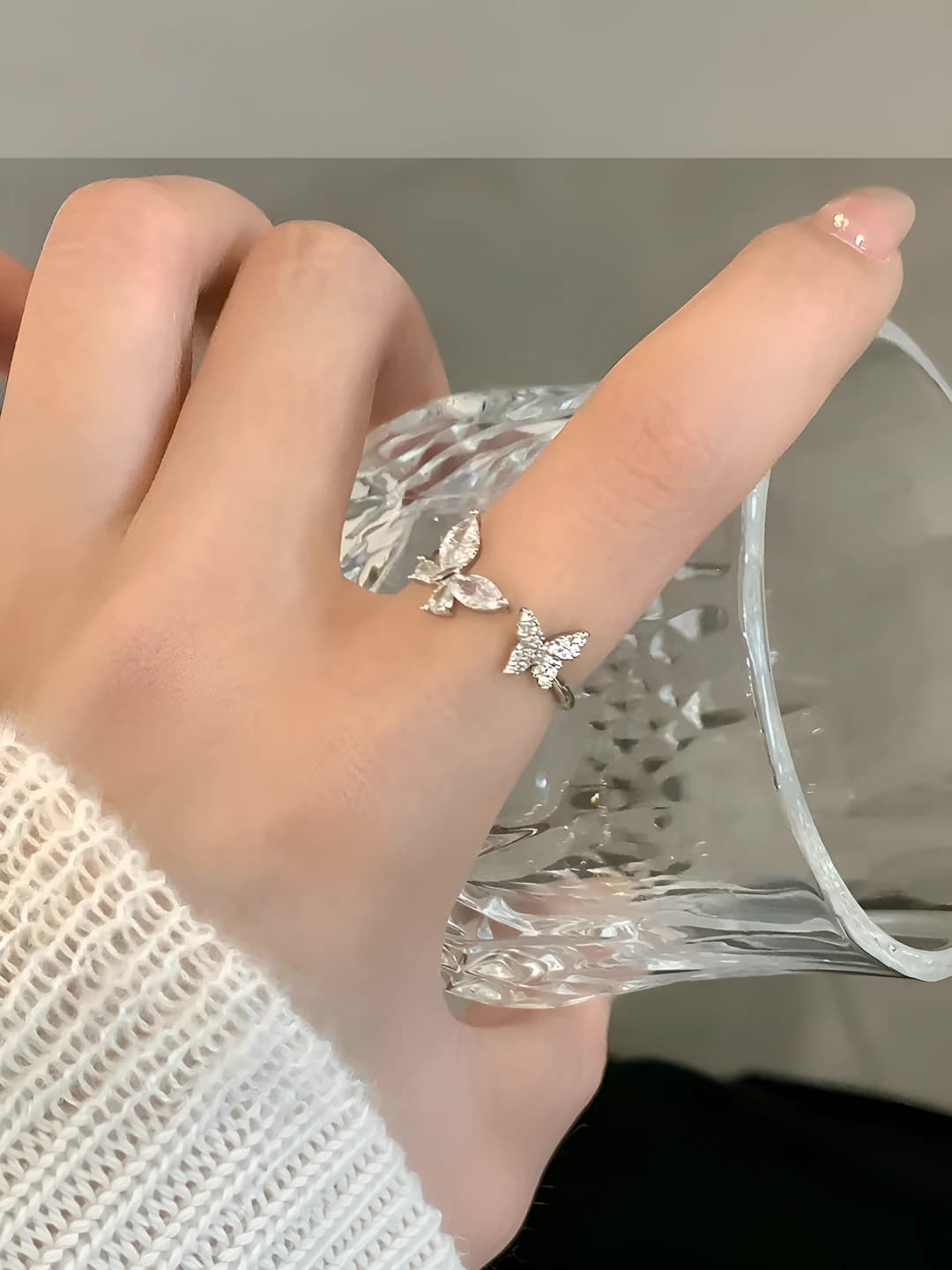 Butterfly open ring