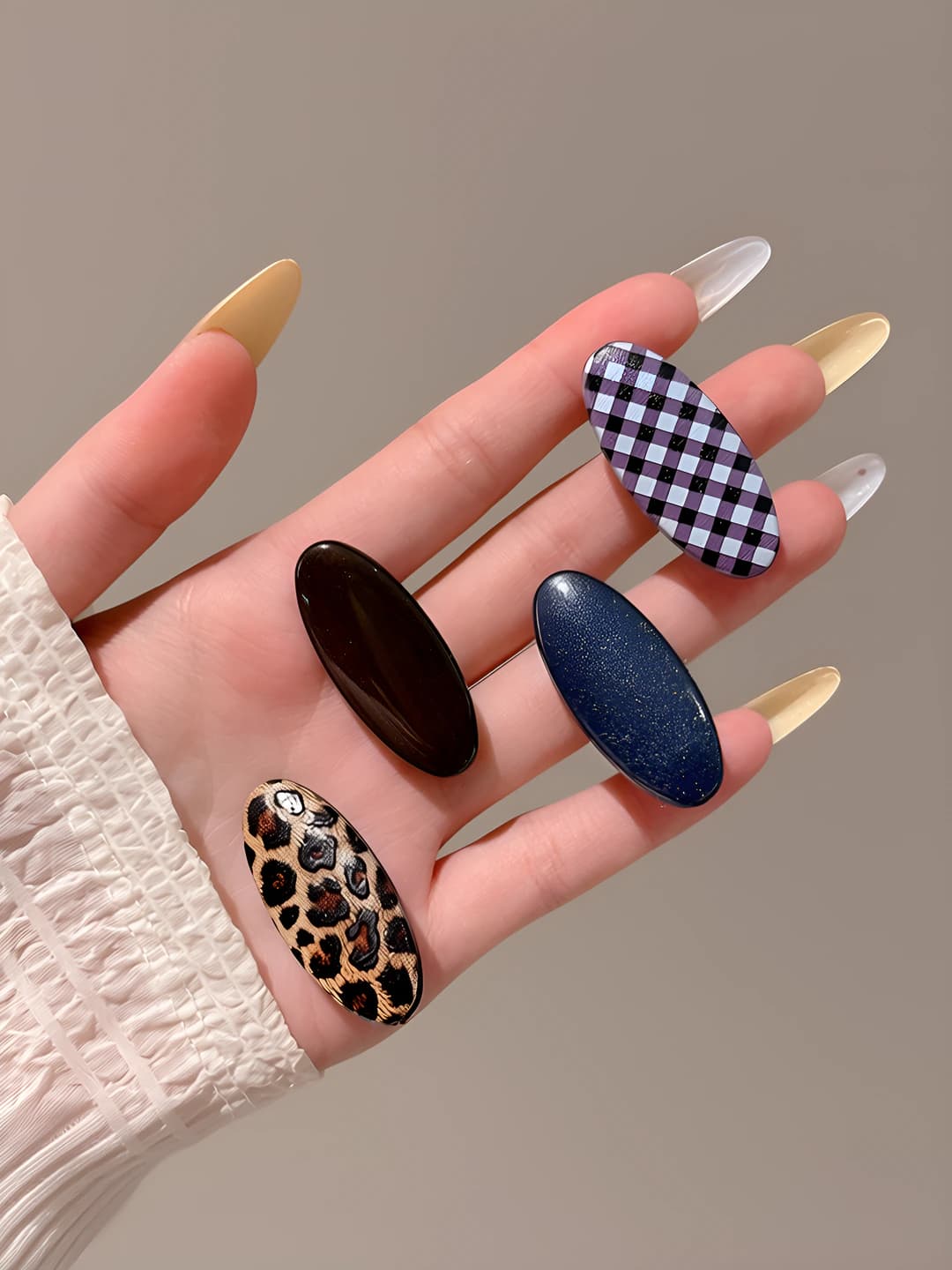Dog'li, ko'k-kofe, leopard, 4 dona